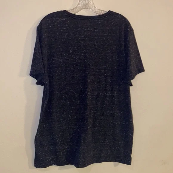 Men’s large, v-neck short sleeve tee - Picture 2 of 3